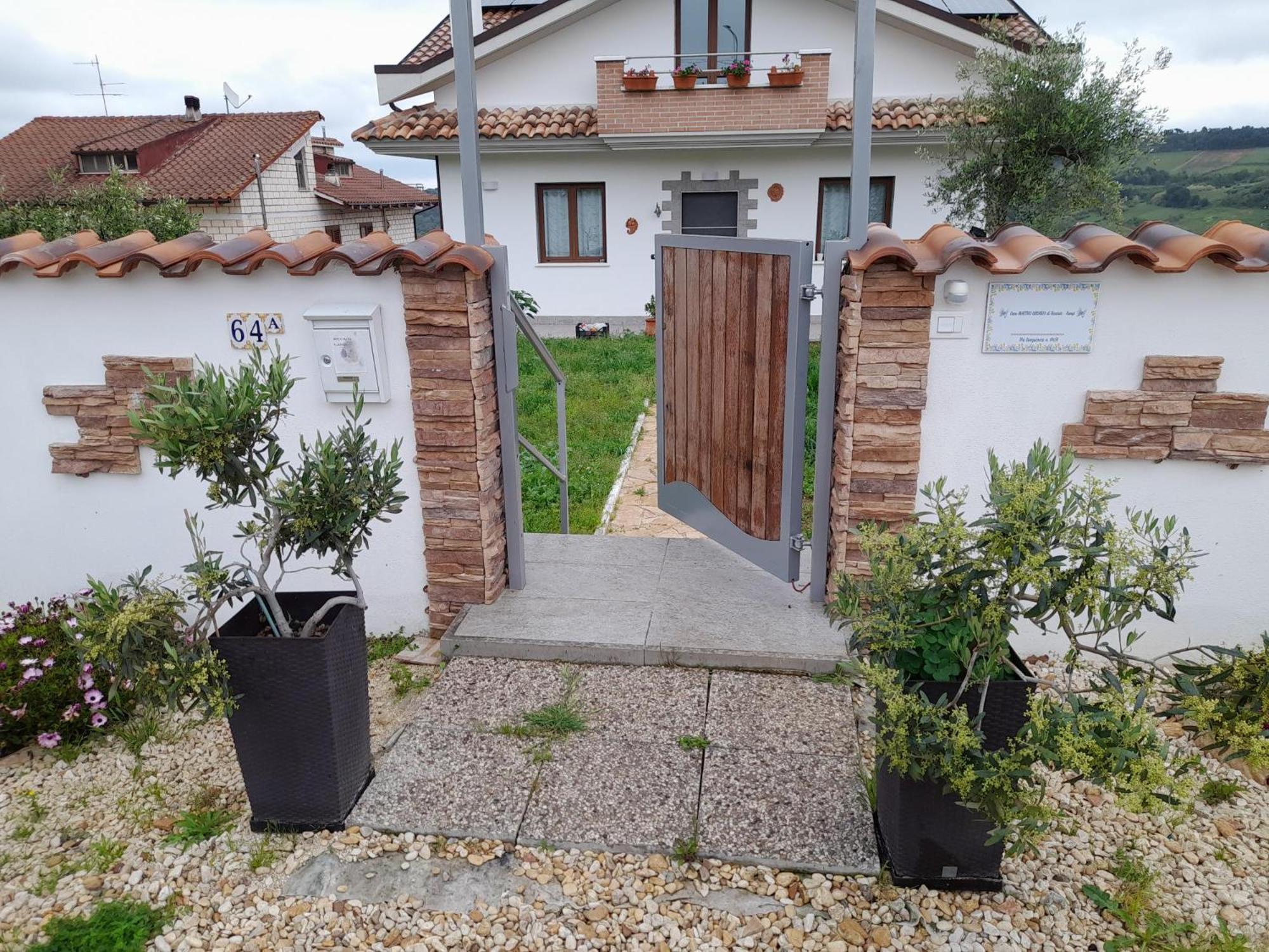 Villa Mastro Oleario 5 Dal Mare 30 Dai Monti Torrevecchia Teatina Exterior foto